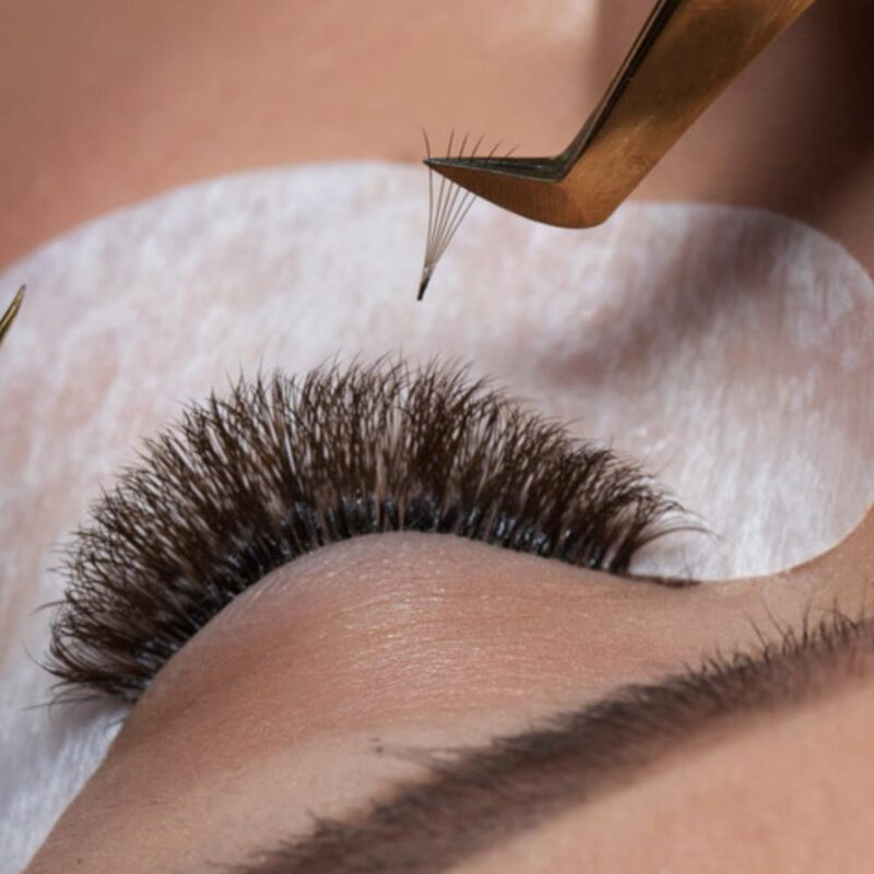 Volume Eyelash Extensions Treatment